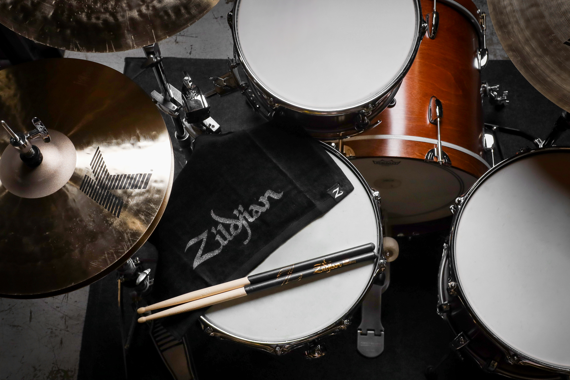 Zildjian schwarzes Handtuch für Schlagzeuger
