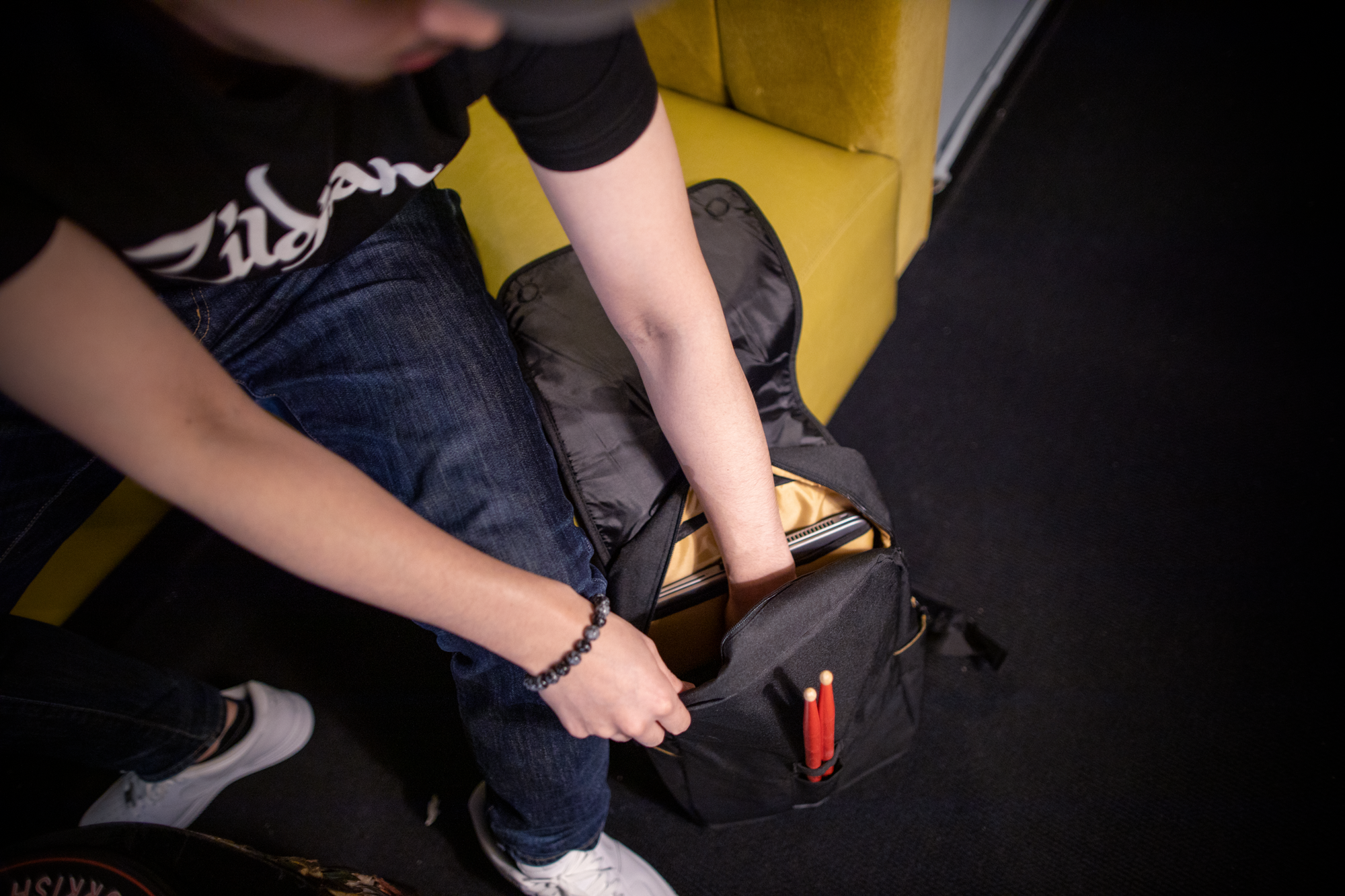 Zildjian Laptop-Rucksack mit Flanell-Klappe in Grau