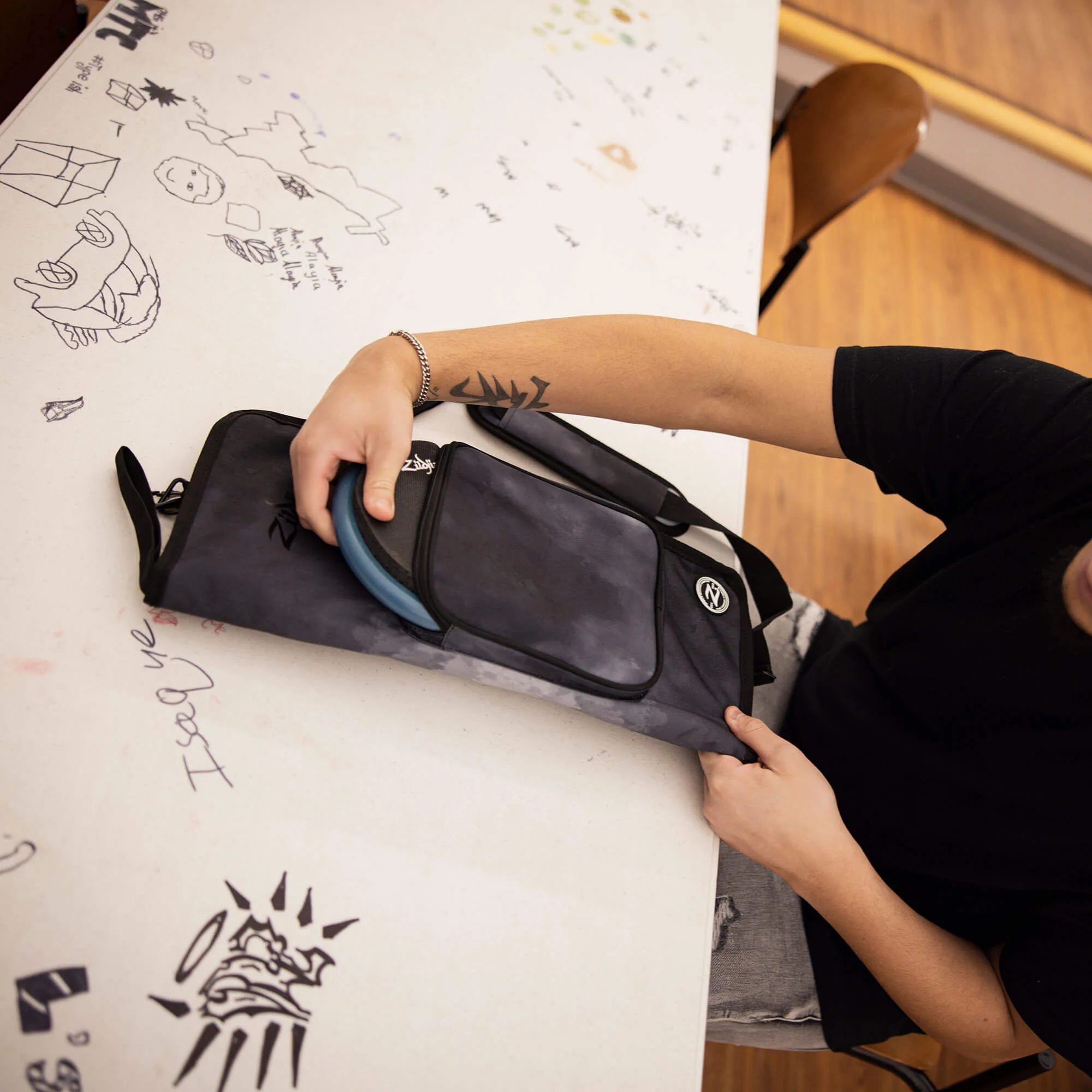 Zildjian Student Stocktasche in Black Rain Cloud